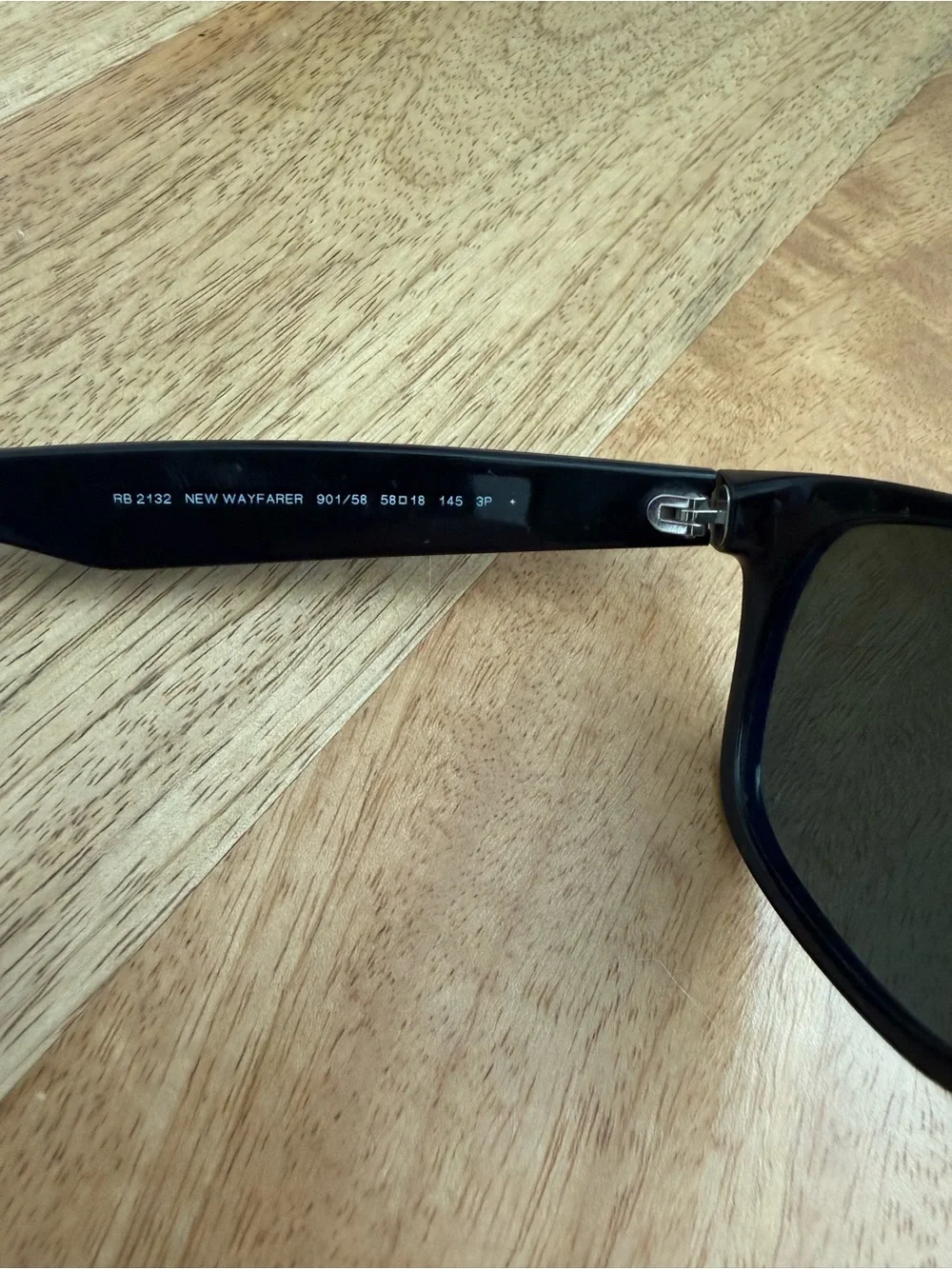 Ray-Ban classic ray